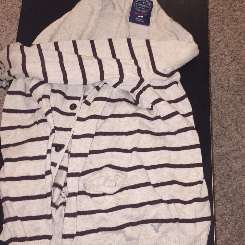 Amer Eagle Med Cardigan